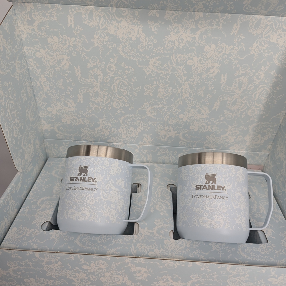 new Stanley 1913 x LoveShackFancy Holiday Everyday Camp Mug Set 12 OZ 2 pc